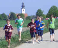 eiself_4jungs.jpg (72735 Byte)