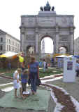 st2005_siegestor.jpg (49826 Byte)